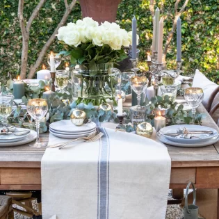 Fête Table Runner – navy