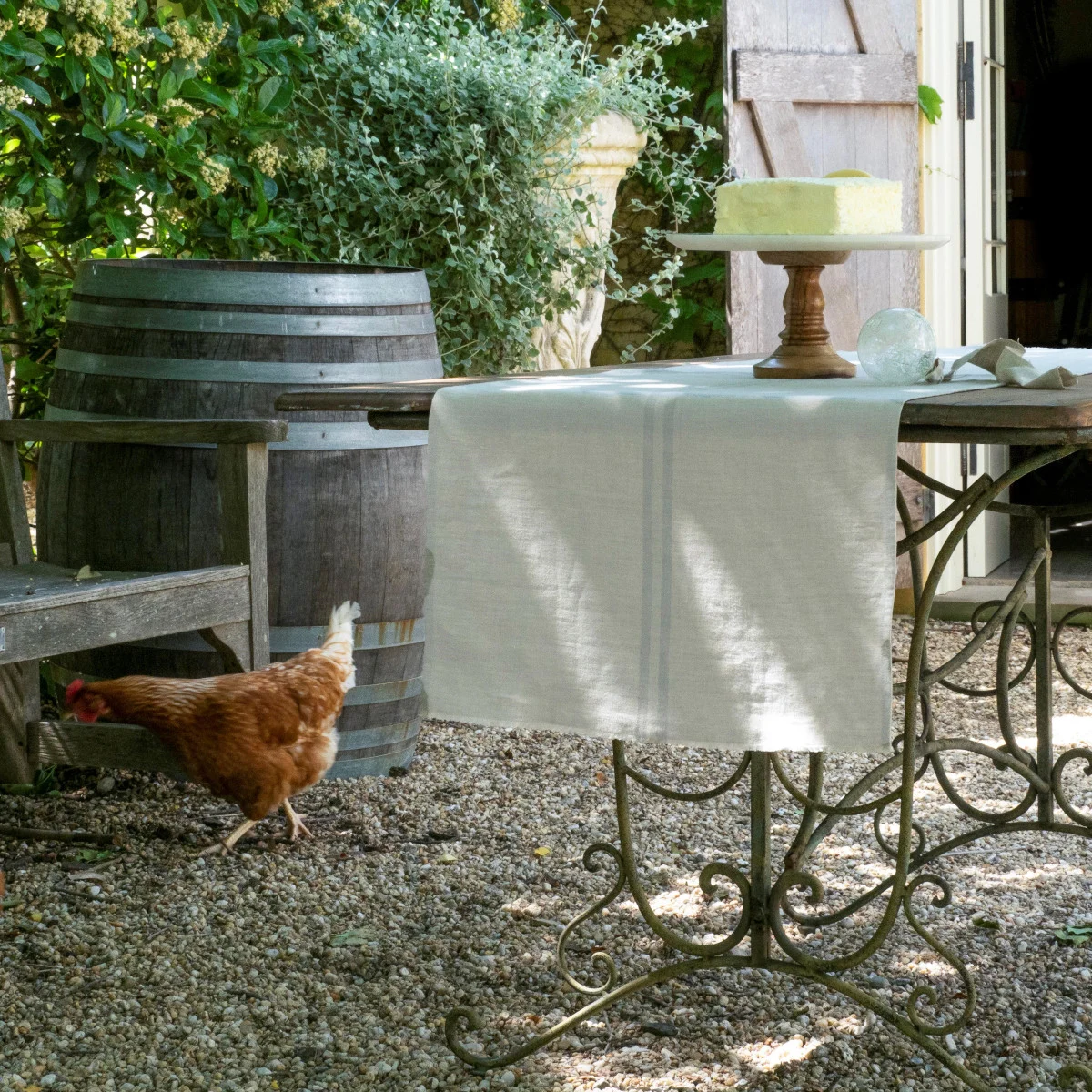 Fête Table Runner - grey