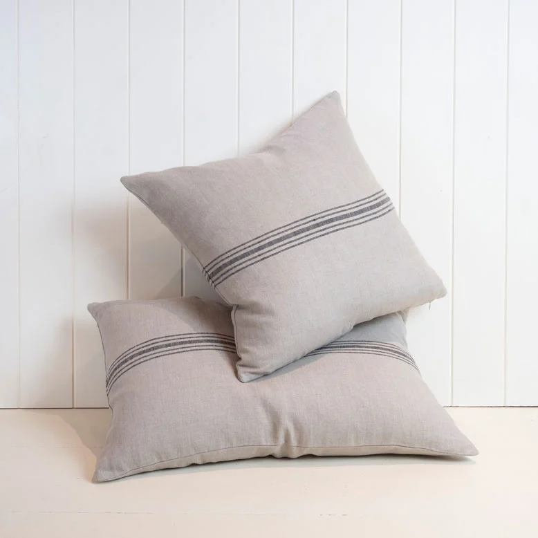 Henriette Cushion Cover - black - Image 4